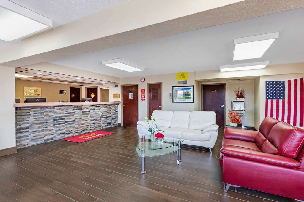 Econo Lodge Augusta, Downtown Interior photo